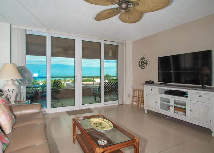 Crescent Club 3b Beachfront Views Of The Gulf Apartment Clearwater Beach