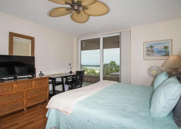 Crescent Club 3b Beachfront Views Of The Gulf Apartment