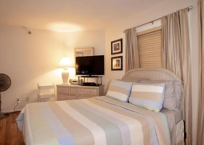Crescent Club 3b Beachfront Views Of The Gulf Apartment Clearwater Beach
